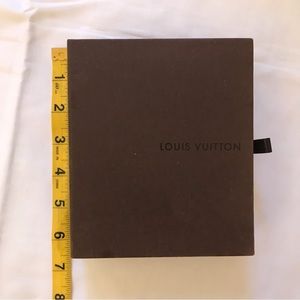 Louis Vuitton Box (Empty) fits for a damier wallet